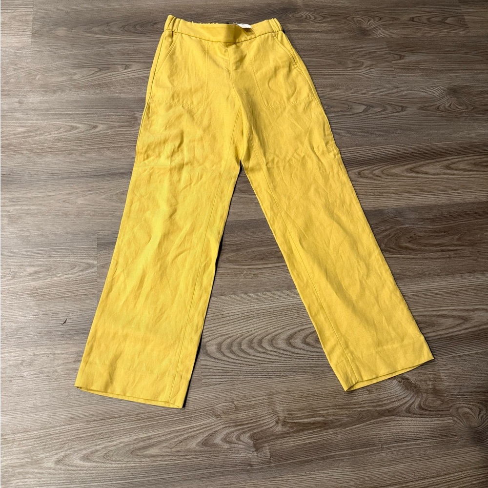 Banana Republic Yellow Women's Chinos